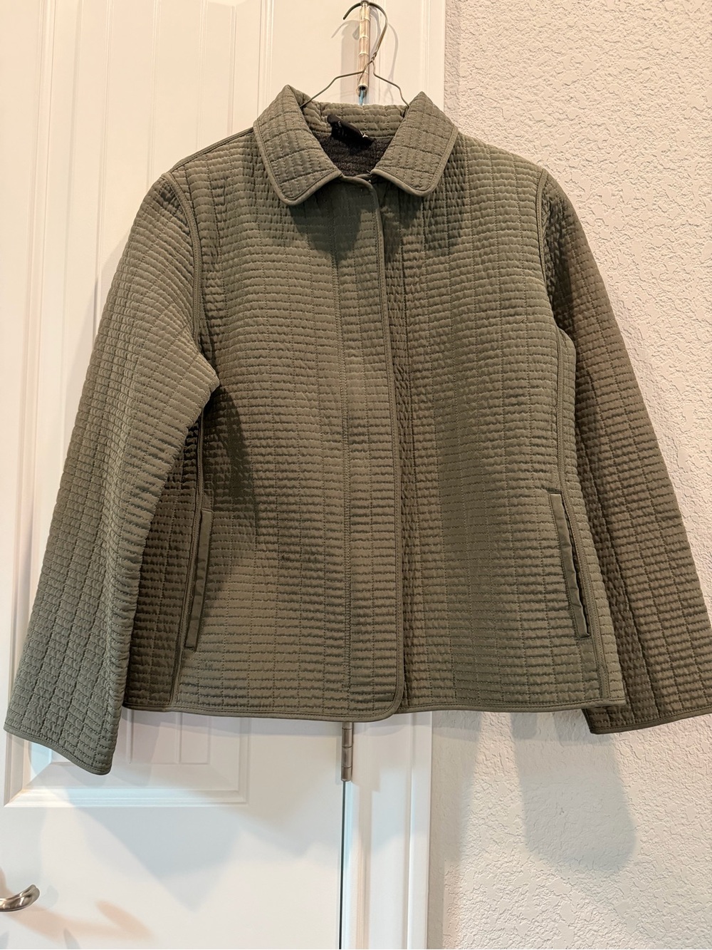 Quilted Olive Green Women's Jacket